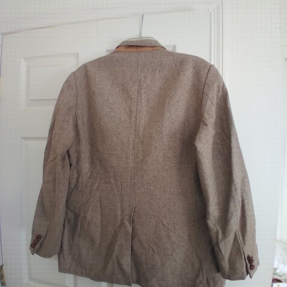 Ruby Men Suit - image 2